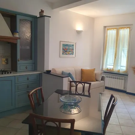 Apartment La Casa Di Mina Vernazza
