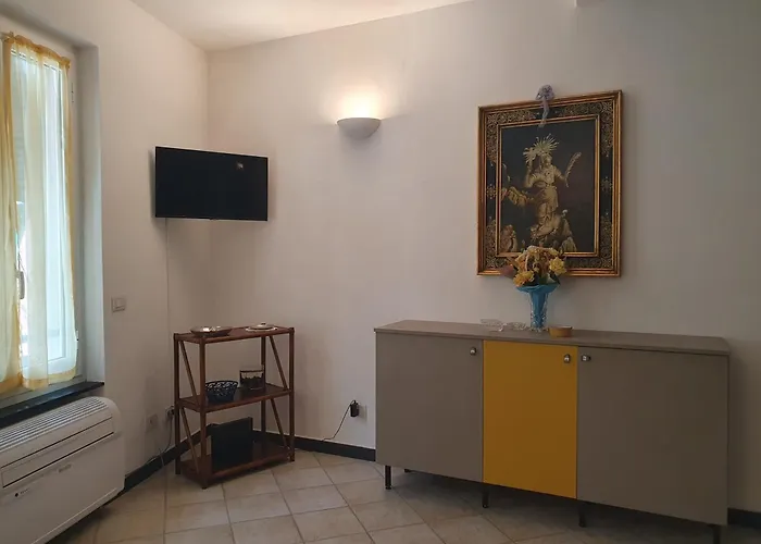 La Casa Di Mina Apartman *